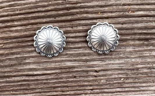 The Helen stud earrings