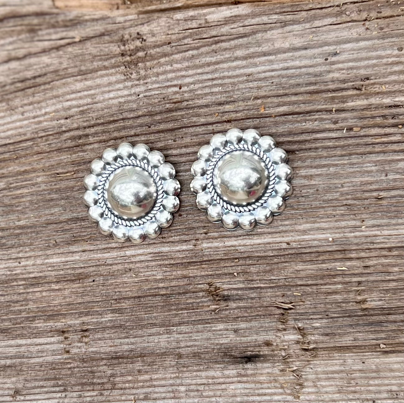 The Bennet stud earrings