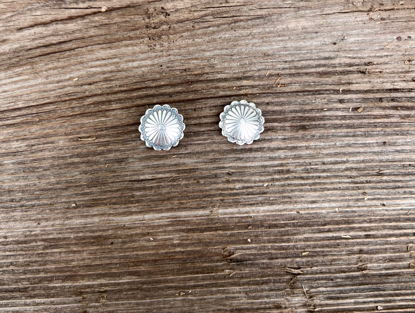 The Helen stud earrings